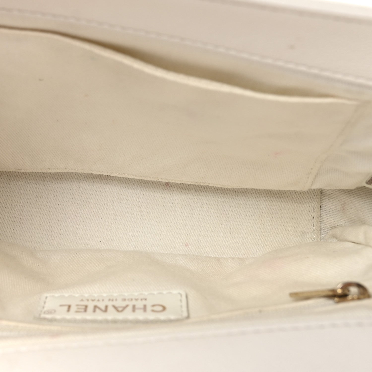 Chanel Caviar Quilted Medium Business Affinity Flap White