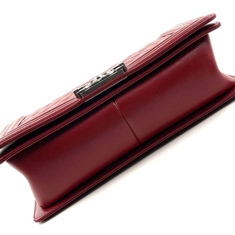CHANEL Medium Boy Bag - Red