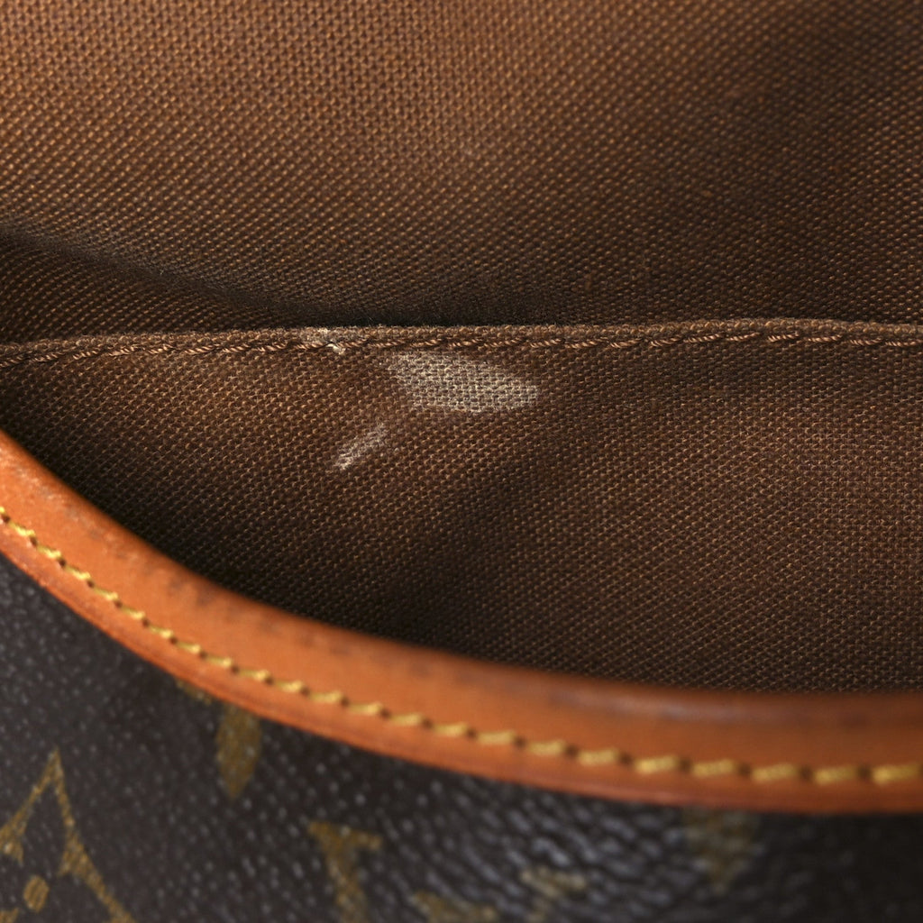 Louis Vuitton Monogram Saumur MM