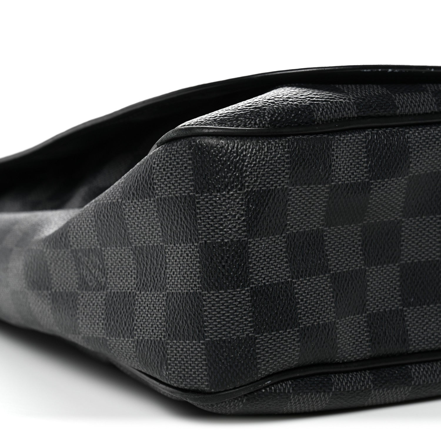 Louis Vuitton Damier Graphite Daniel MM