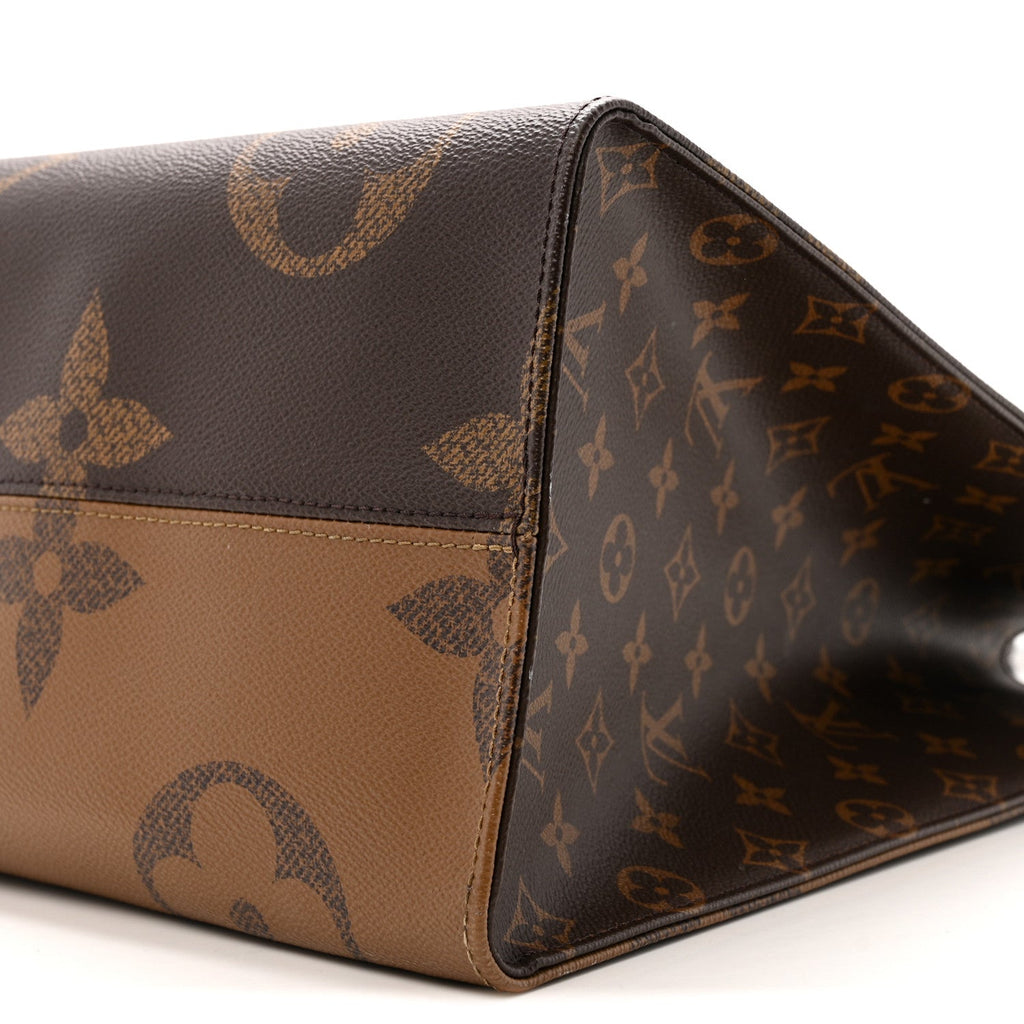 Louis Vuitton Reverse Monogram Giant Onthego GM
