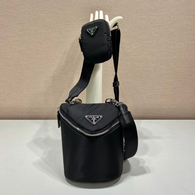 Prada Bags - 5777