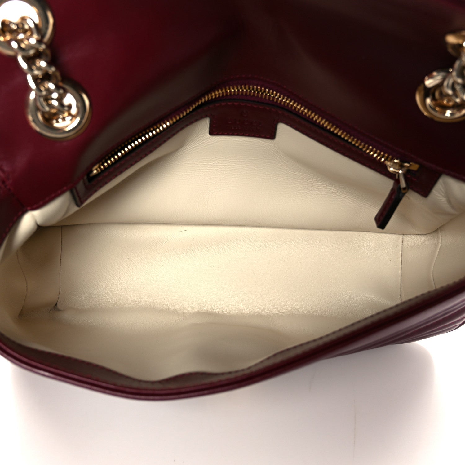 Gucci Calfskin Matelasse Small GG Marmont Shoulder Bag Rosso Ancora Red