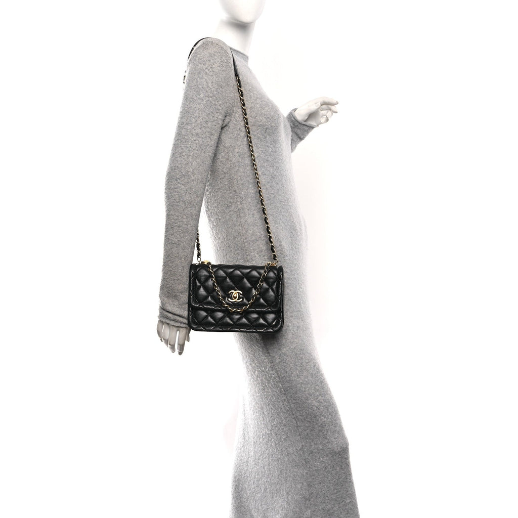 Chanel Shiny Lambskin Flap Clutch With Chain Black