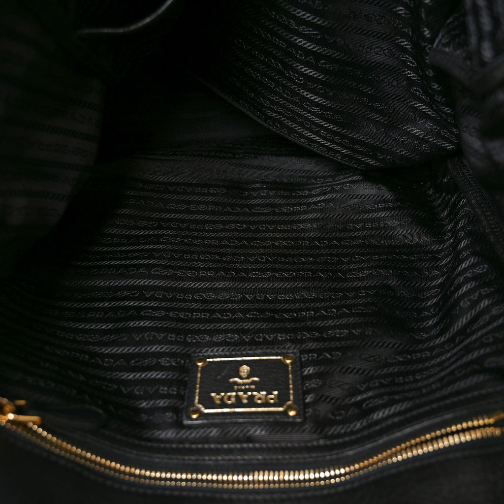 Prada Vitello Daino Tote Black