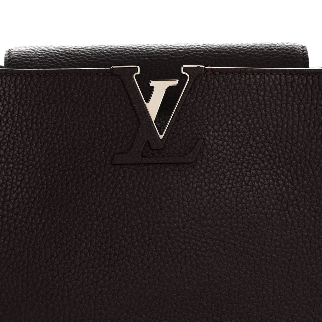 Louis Vuitton Taurillon Capucines MM Quetsche