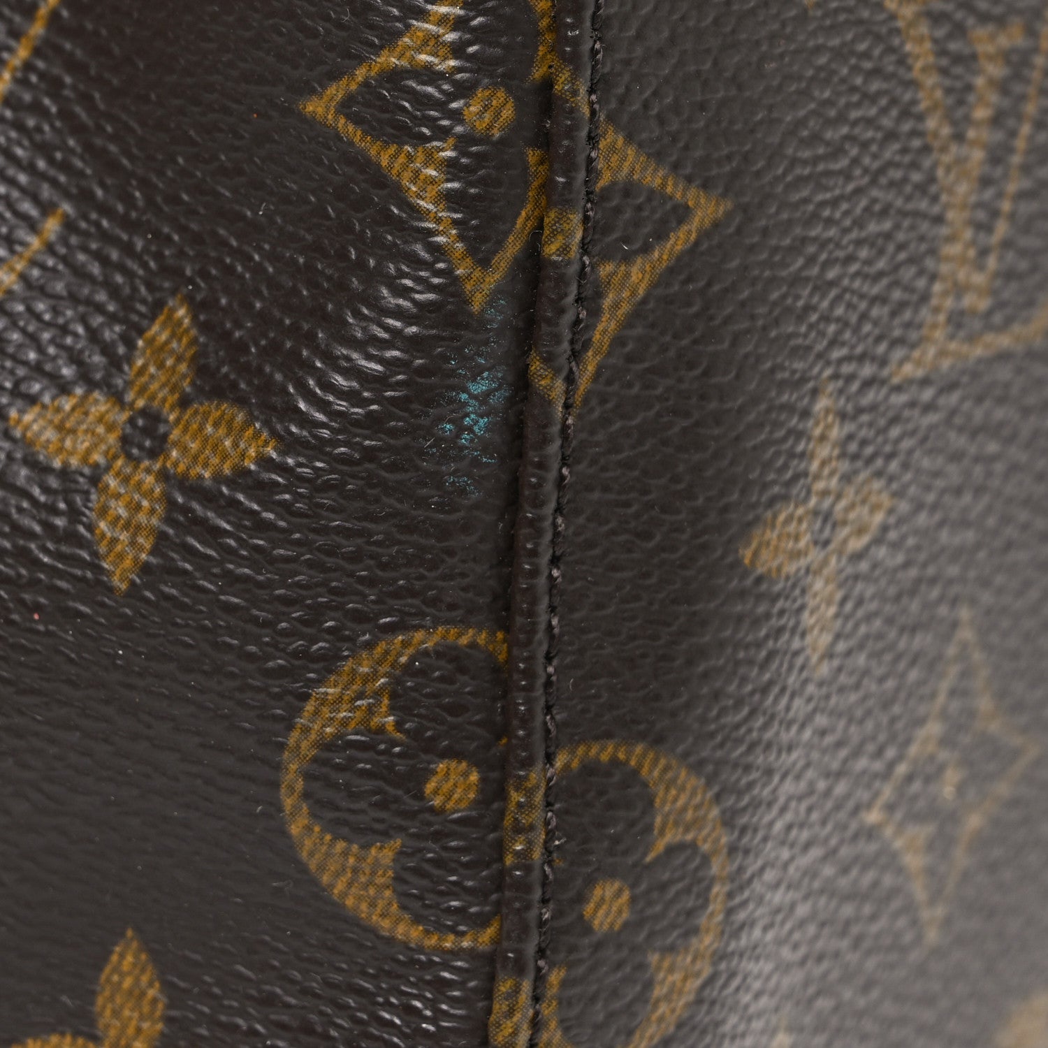 Louis Vuitton Monogram Looping MM