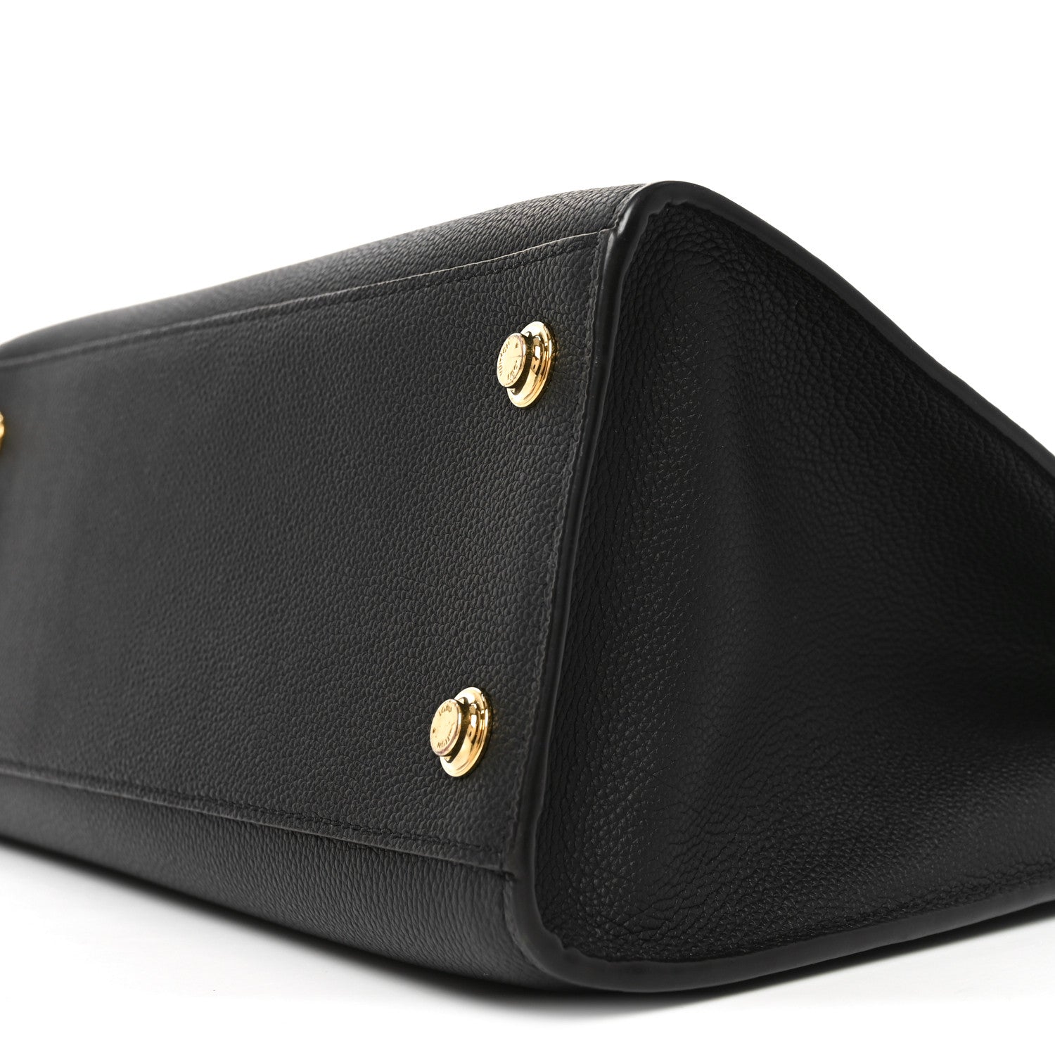 Louis Vuitton Taurillon City Steamer MM Black