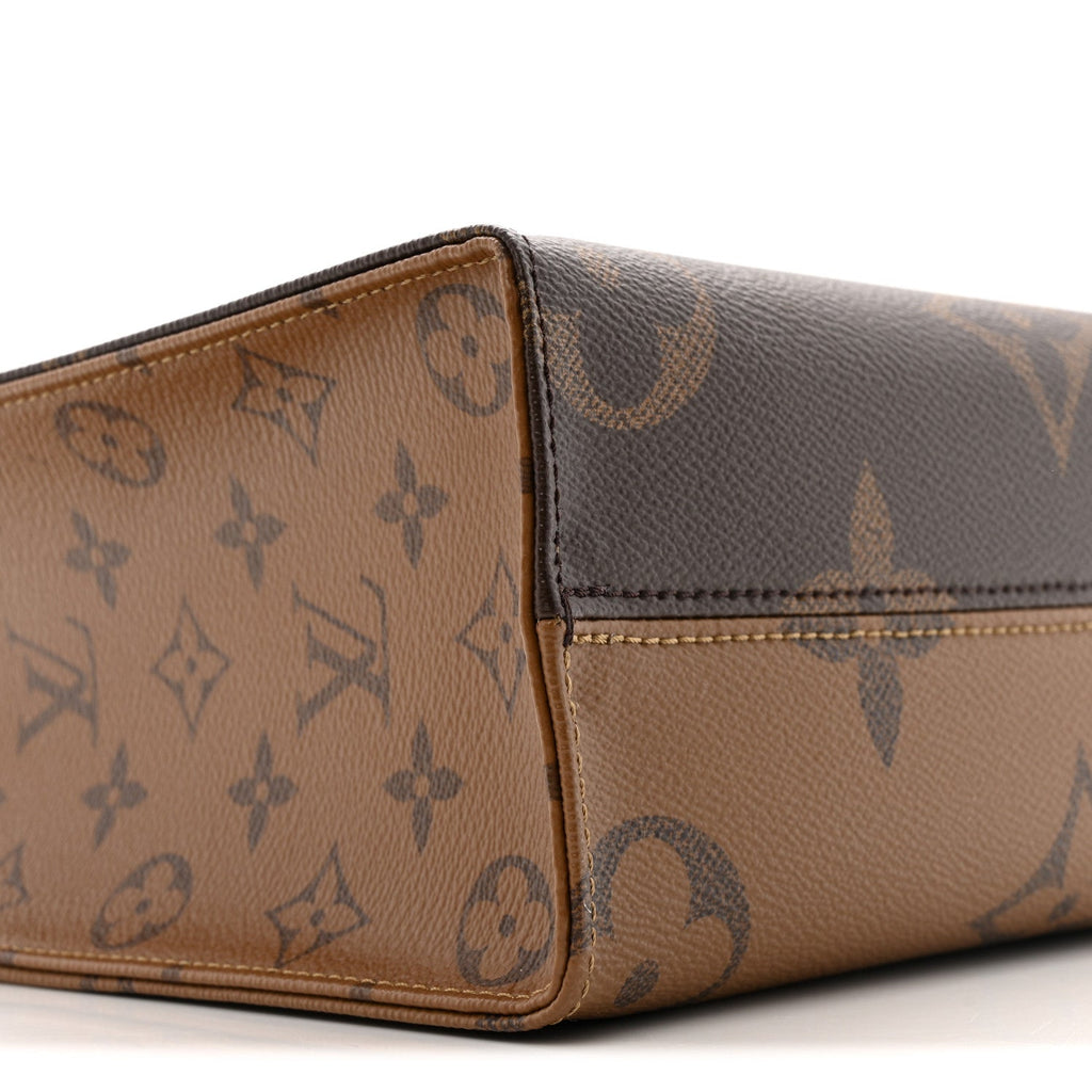 Louis Vuitton Reverse Monogram Giant Onthego PM