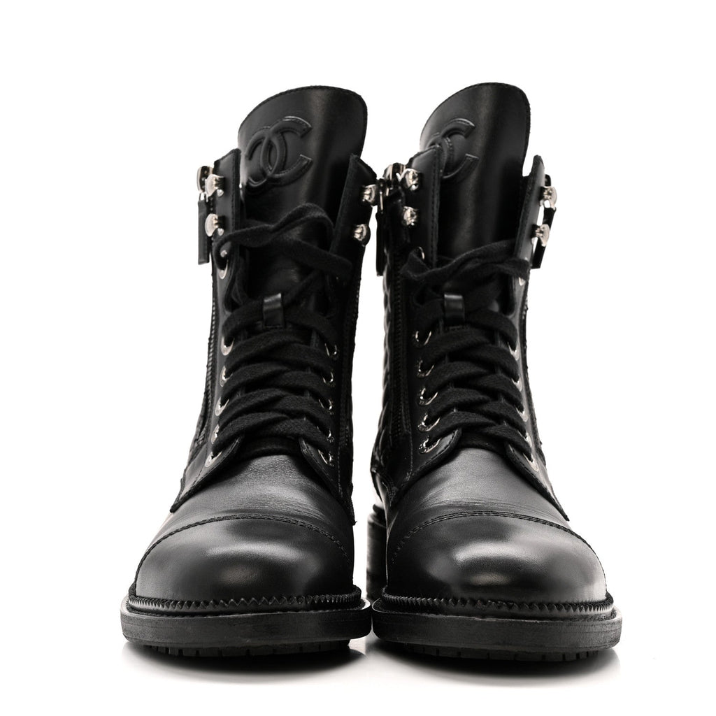 Calfskin Quilted Lace Up Combat Boots 36.5 Black