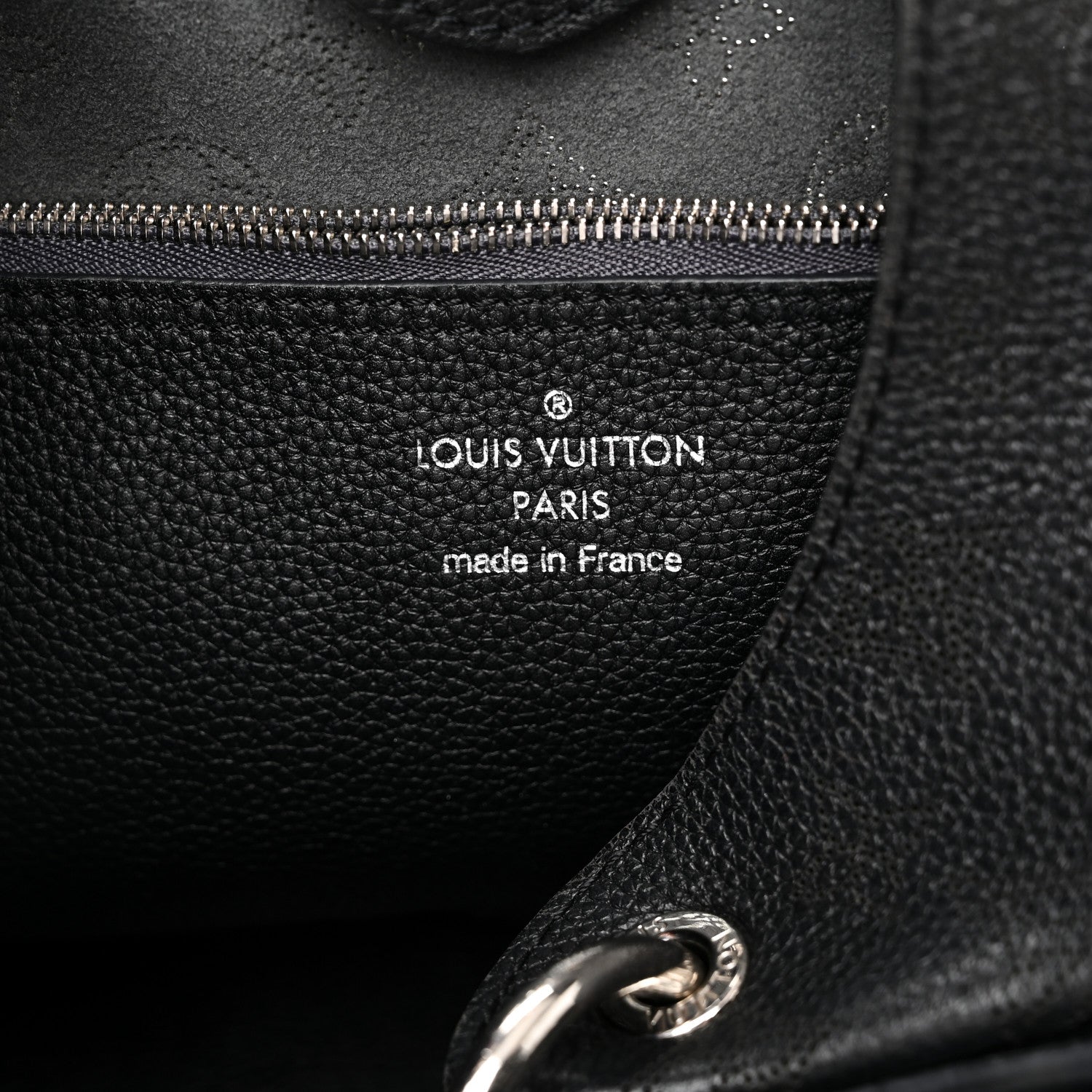 Louis Vuitton Mahina Carmel Hobo Black