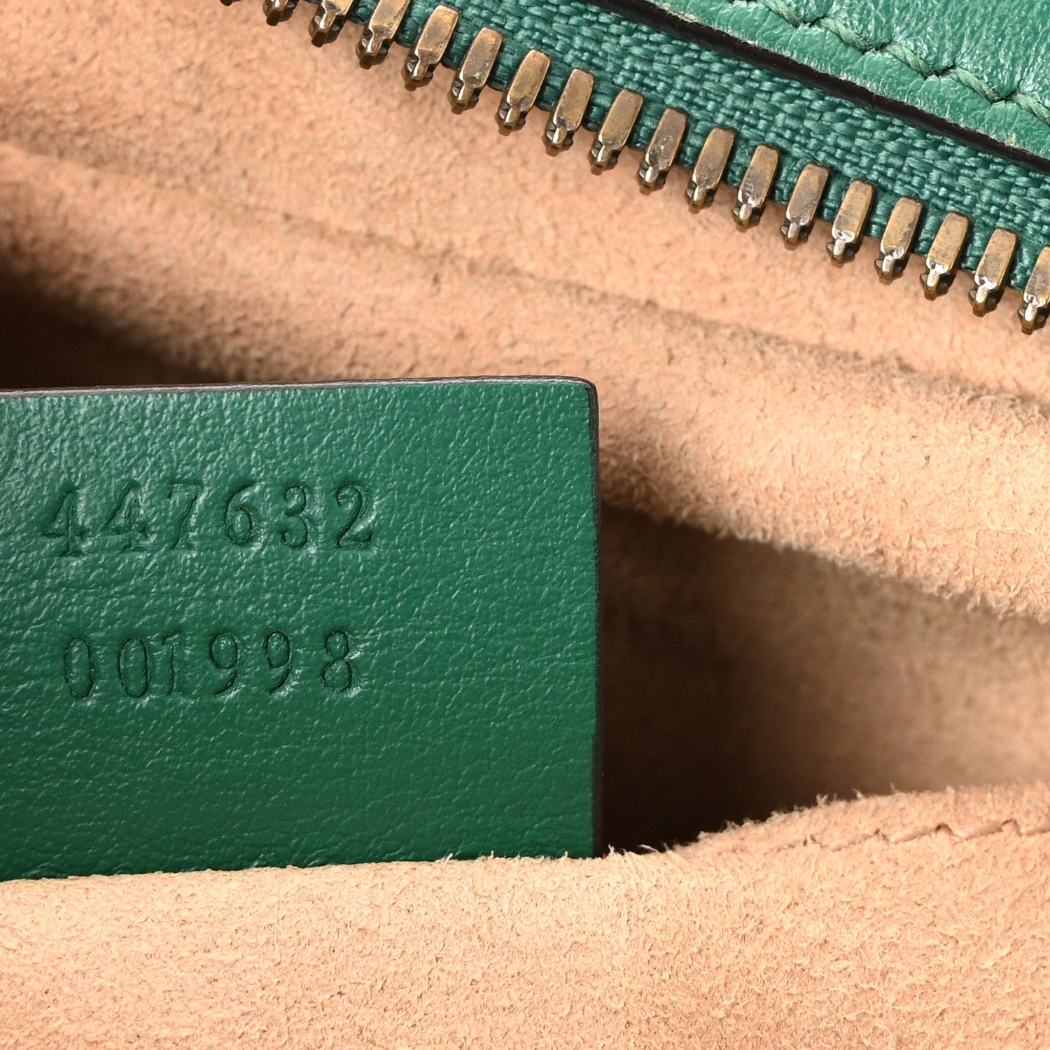 Gucci Calfskin Matelasse Small GG Marmont Chain Shoulder Bag Emerald Green