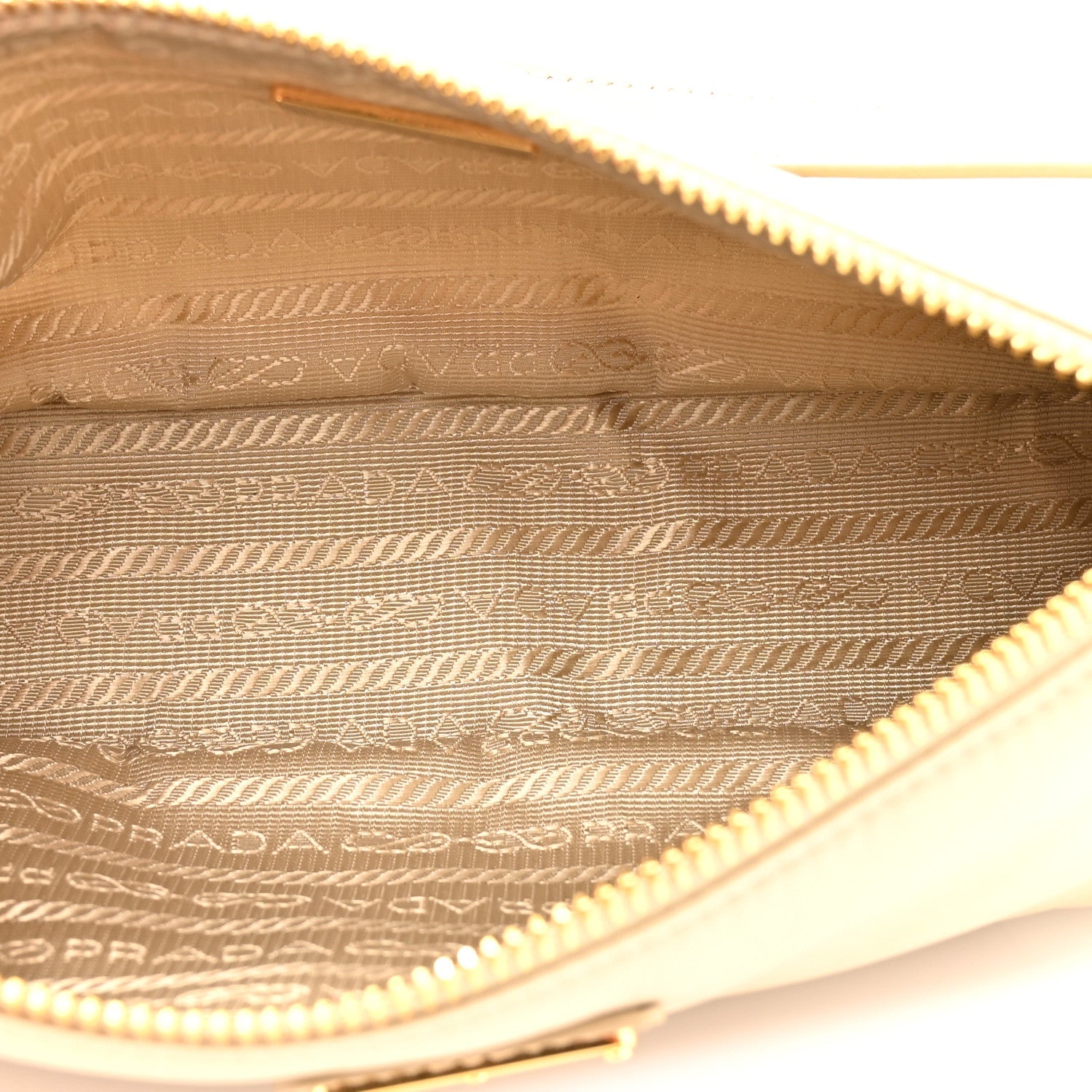 Prada Re-Nylon Spazzolato Re-Edition 2002 Shoulder Bag Deserto