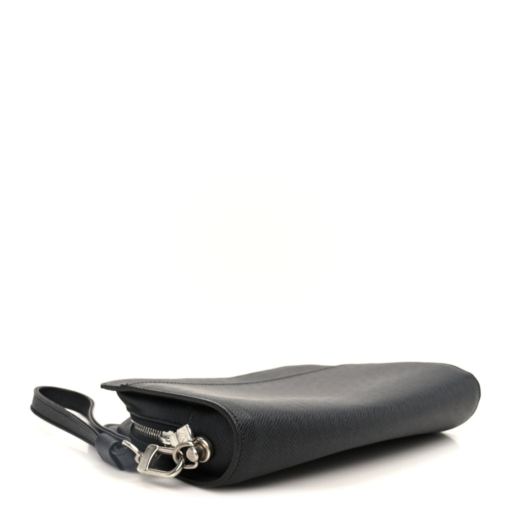 Louis Vuitton Taiga Baikal Pochette Ardoise