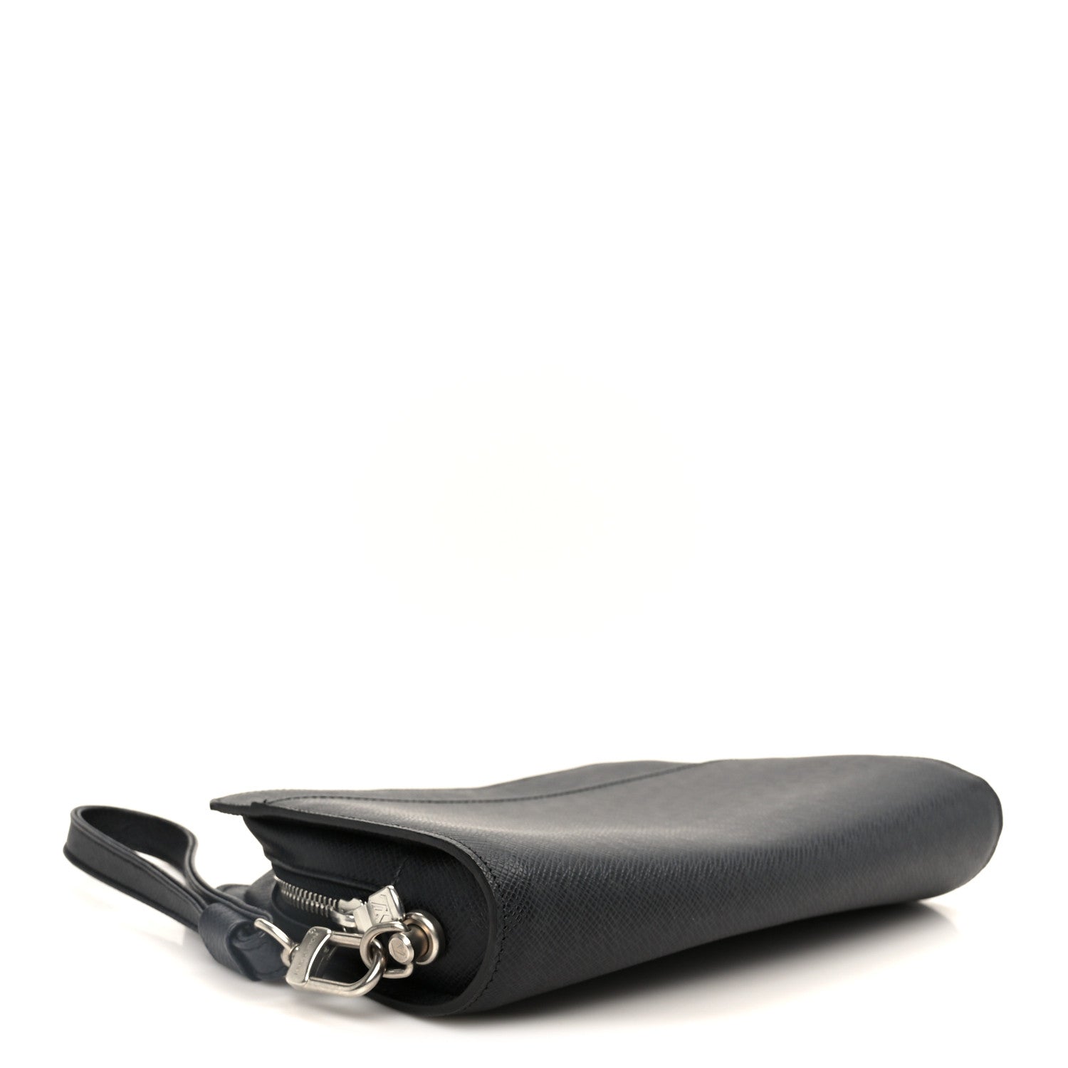Louis Vuitton Taiga Baikal Pochette Ardoise