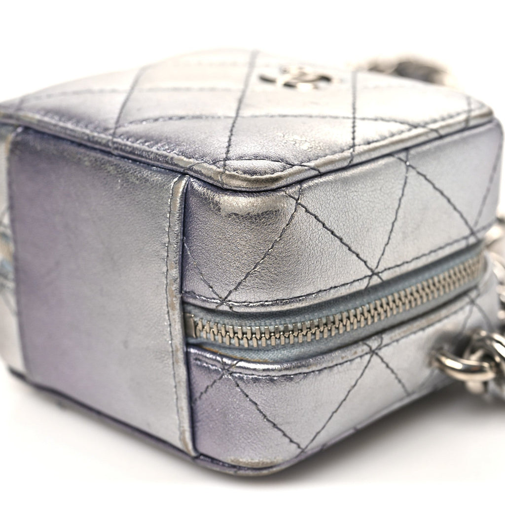 Chanel Gradient Metallic Lambskin Quilted Like A Wallet Clutch With Chain Silver Purple