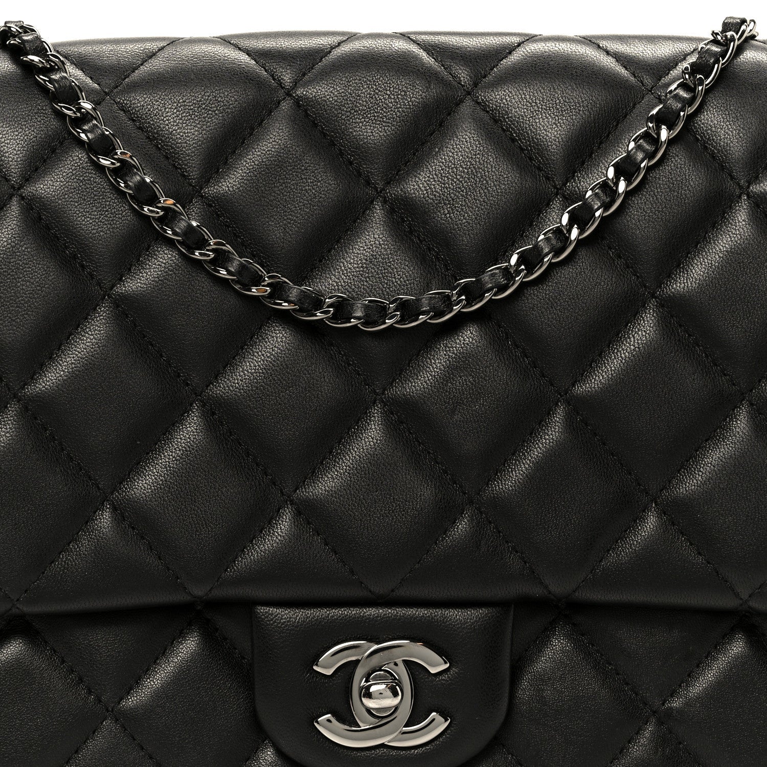 Chanel Lambskin Quilted Clutch With Chain Flap Black