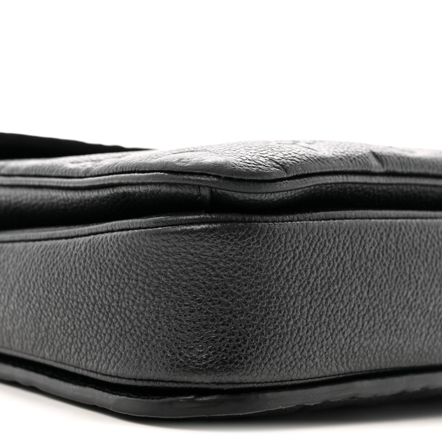 Louis Vuitton Empreinte Pochette Metis Black