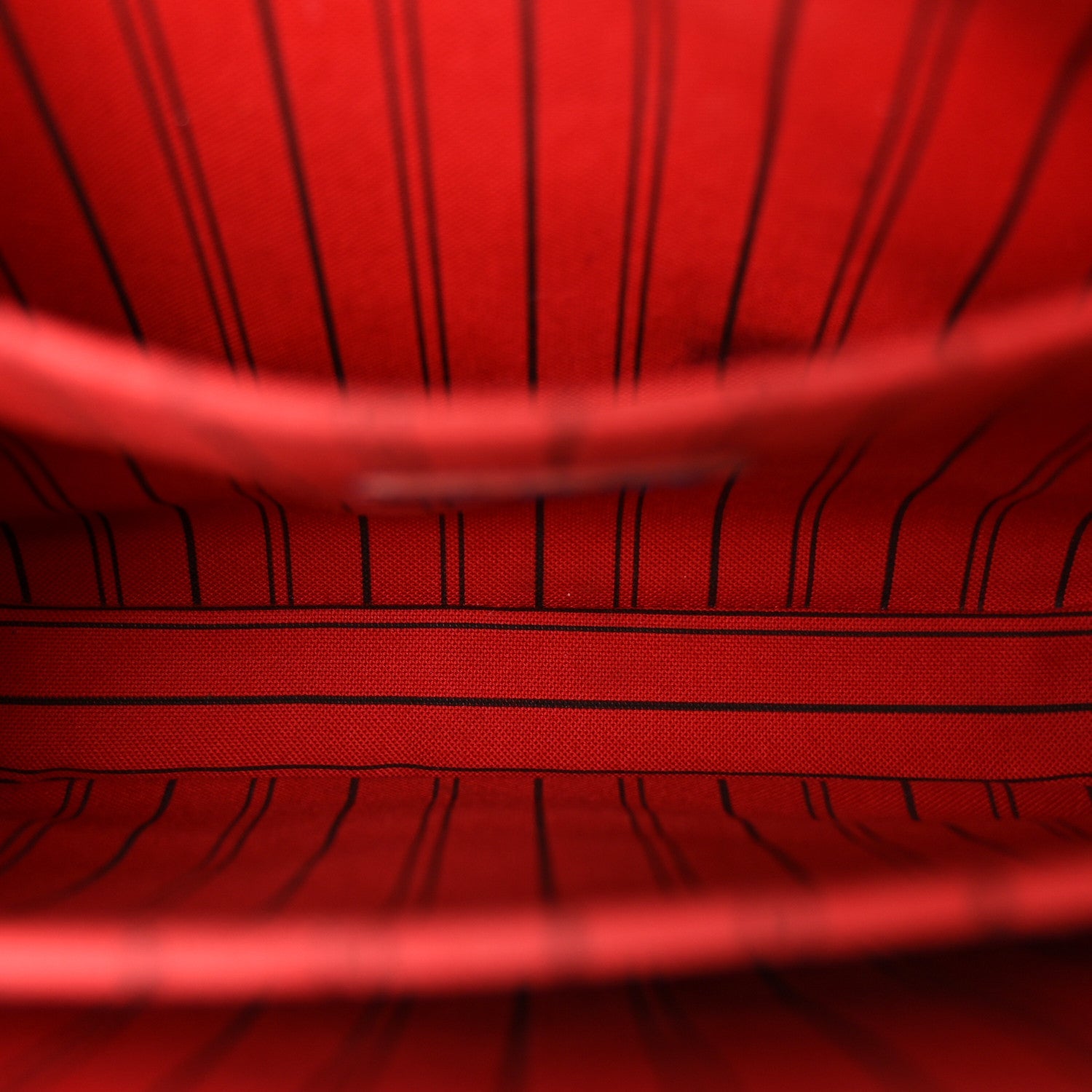 Louis Vuitton Empreinte Pochette Metis Marine Rouge