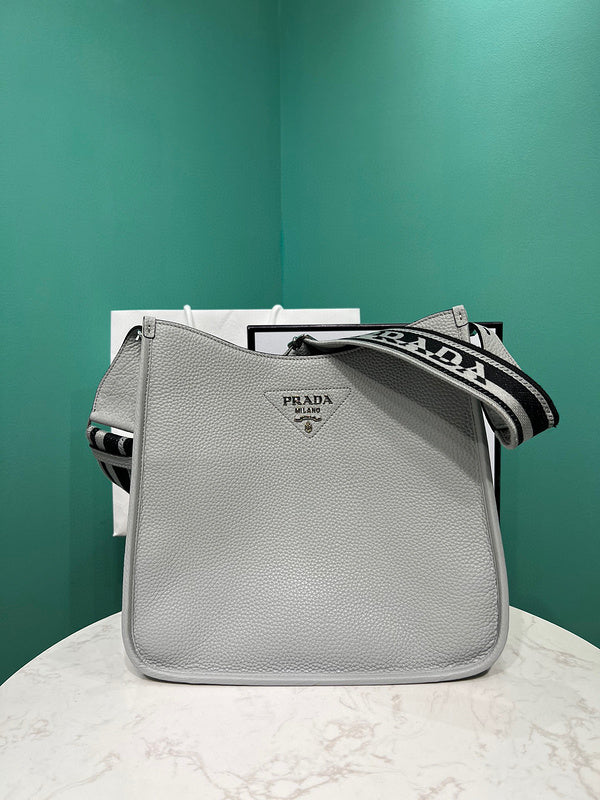 Prada Bags - 2252