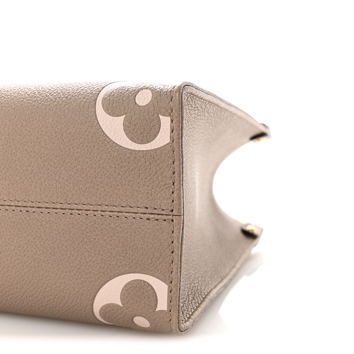 Louis Vuitton Empreinte Monogram Giant Onthego PM Tourterelle Creme