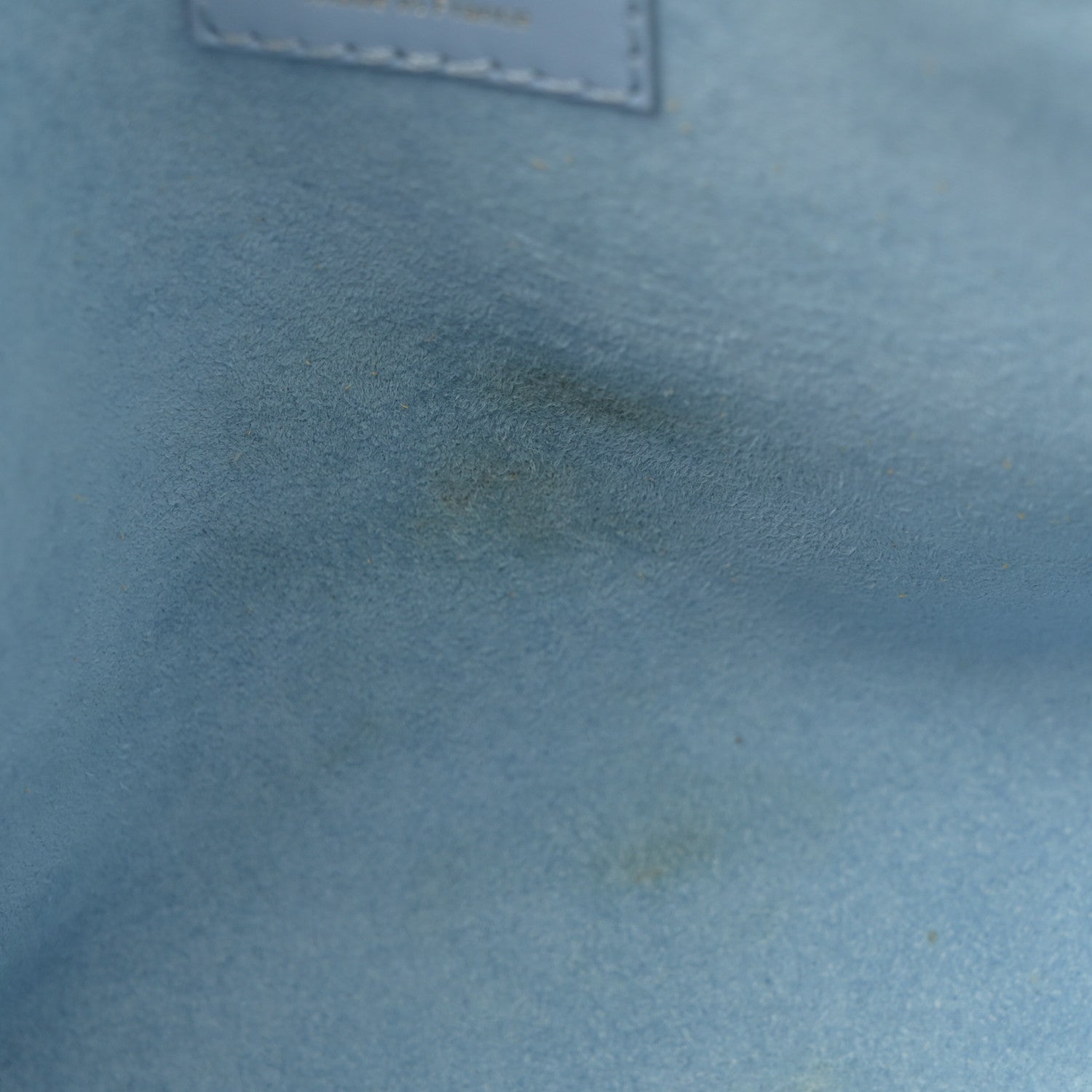 Louis Vuitton Mahina On My Side PM Blue Cloud
