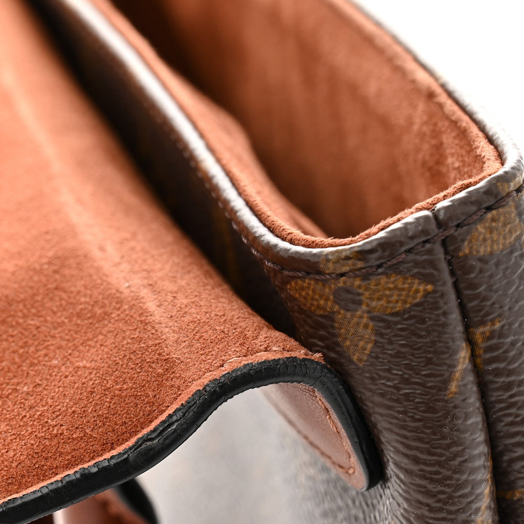 Louis Vuitton Monogram Locky BB Caramel
