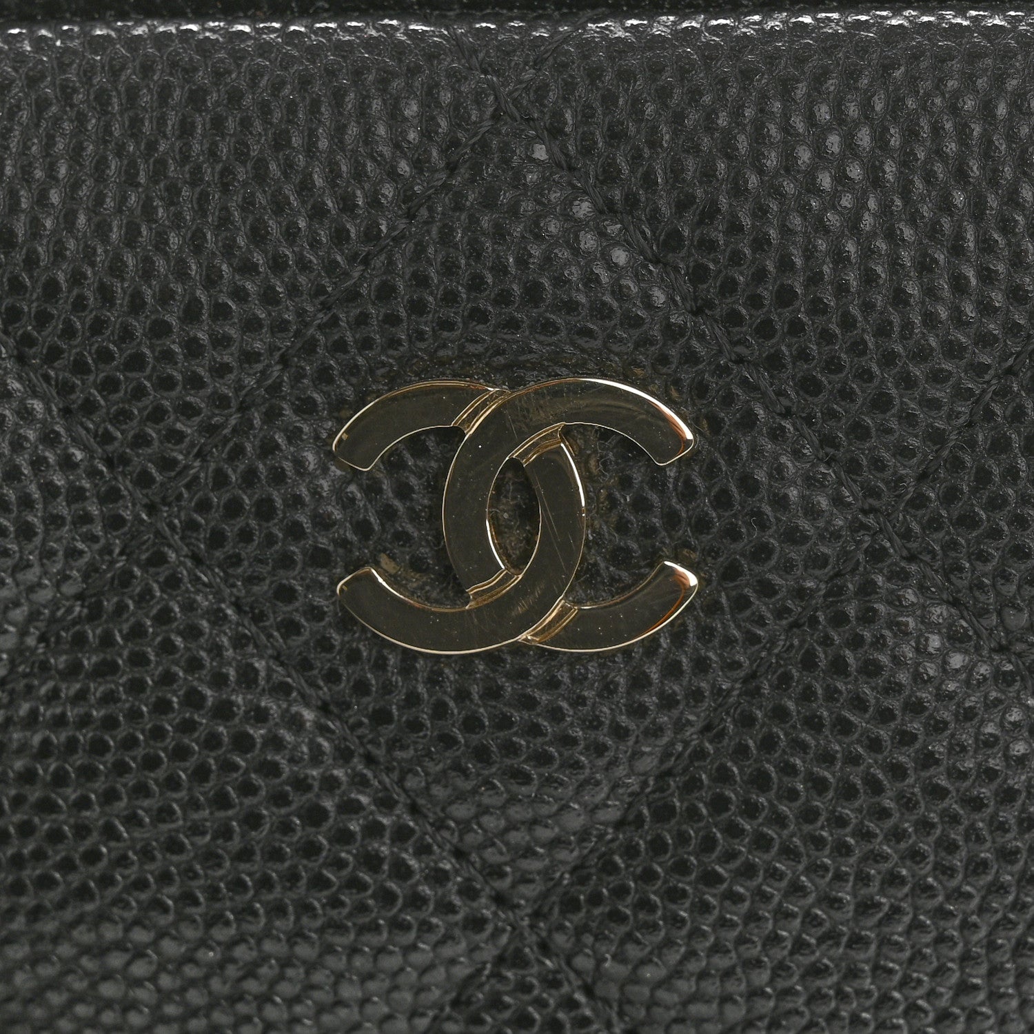 Caviar Quilted Medium Curvy Pouch Cosmetic Case Black