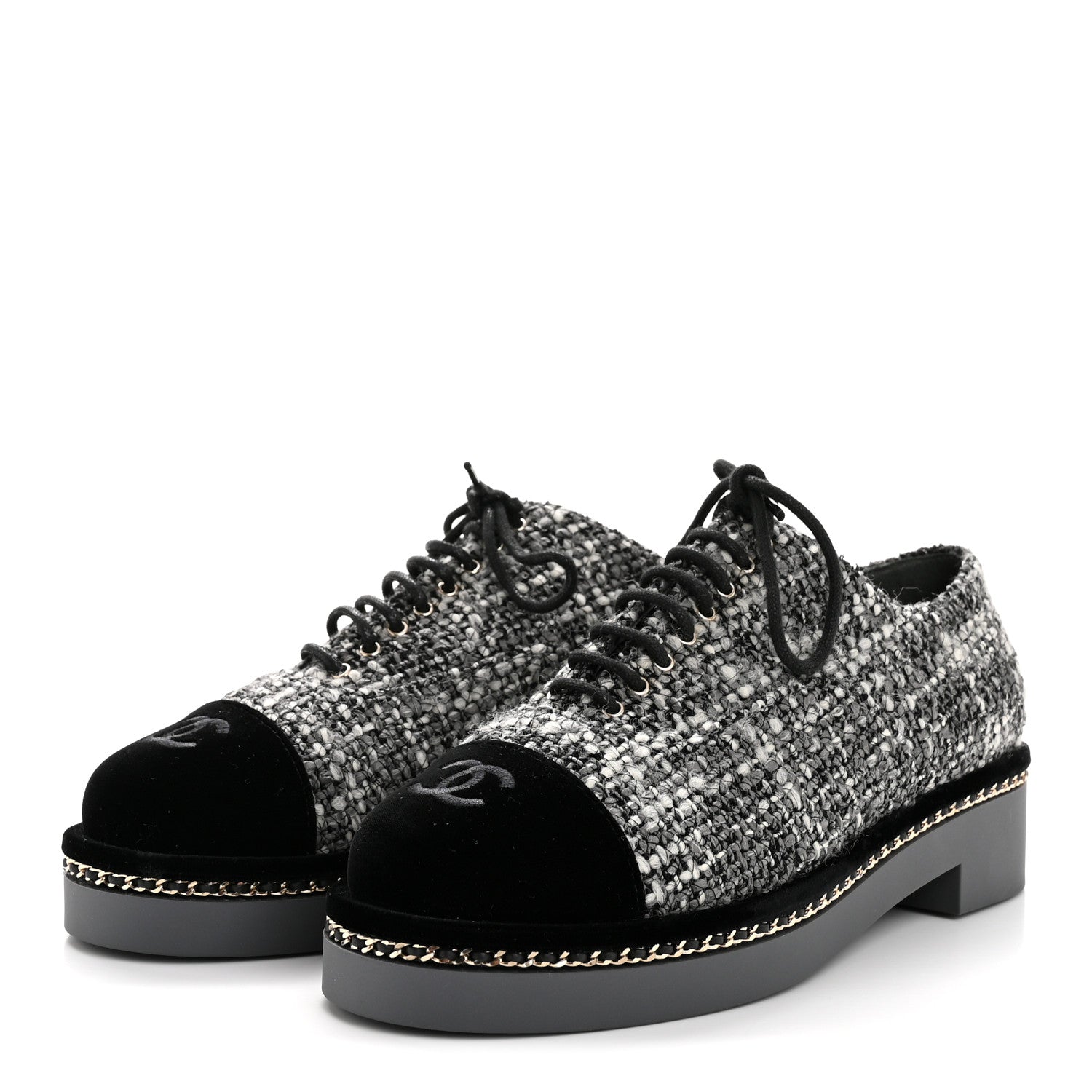 Chanel Tweed Suede CC Lace Up Oxfords 38.5 Grey Black
