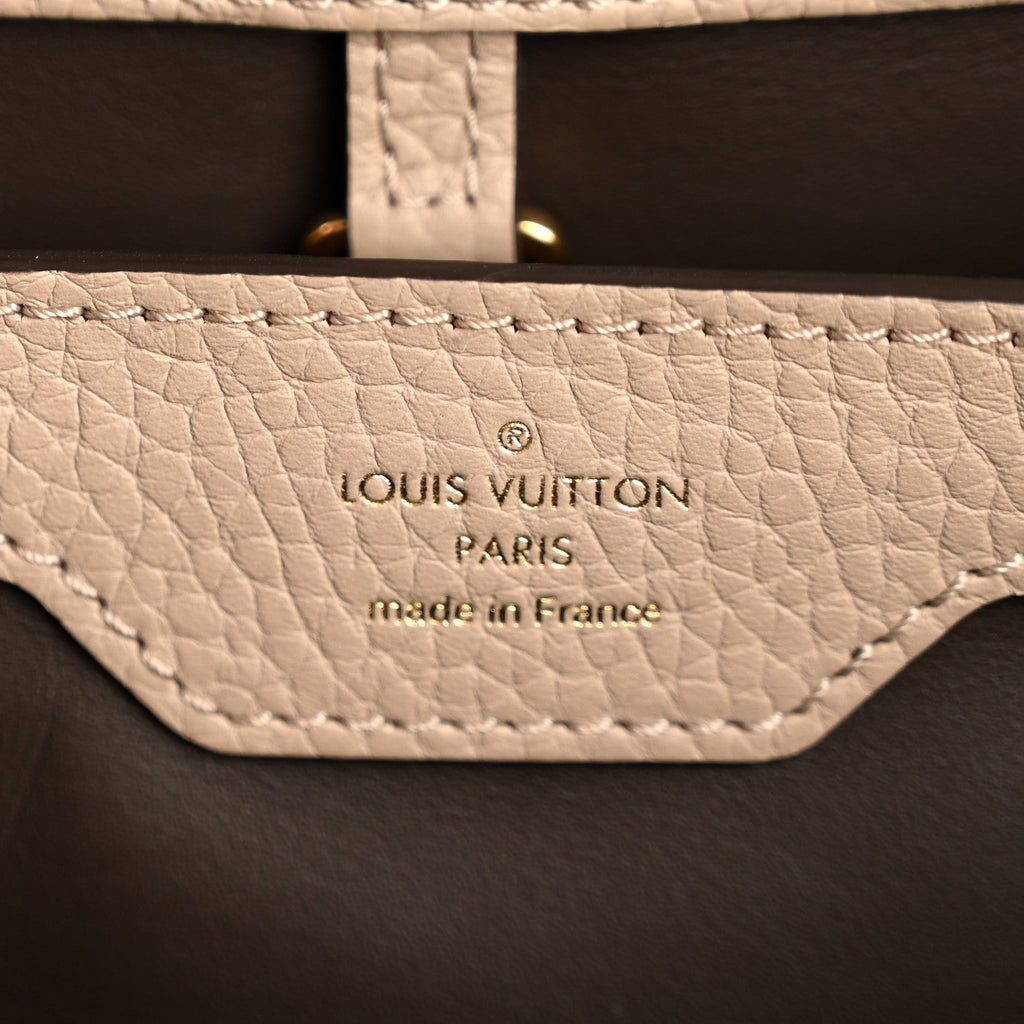Louis Vuitton Taurillon Capucines PM Galet