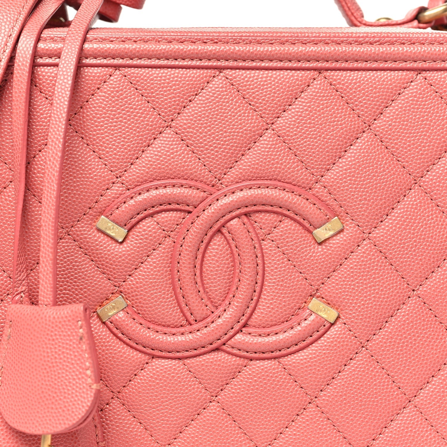 Chanel Caviar Quilted Medium CC Filigree Vanity Case Pink