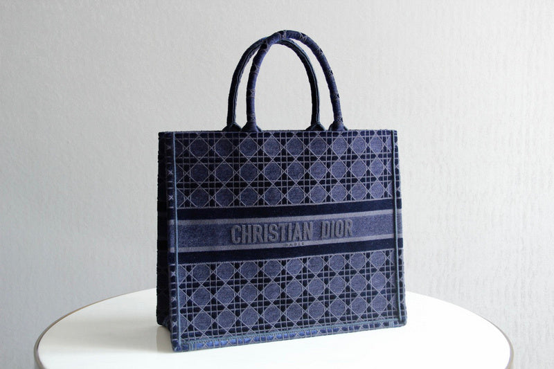 Dior Bags - 2496