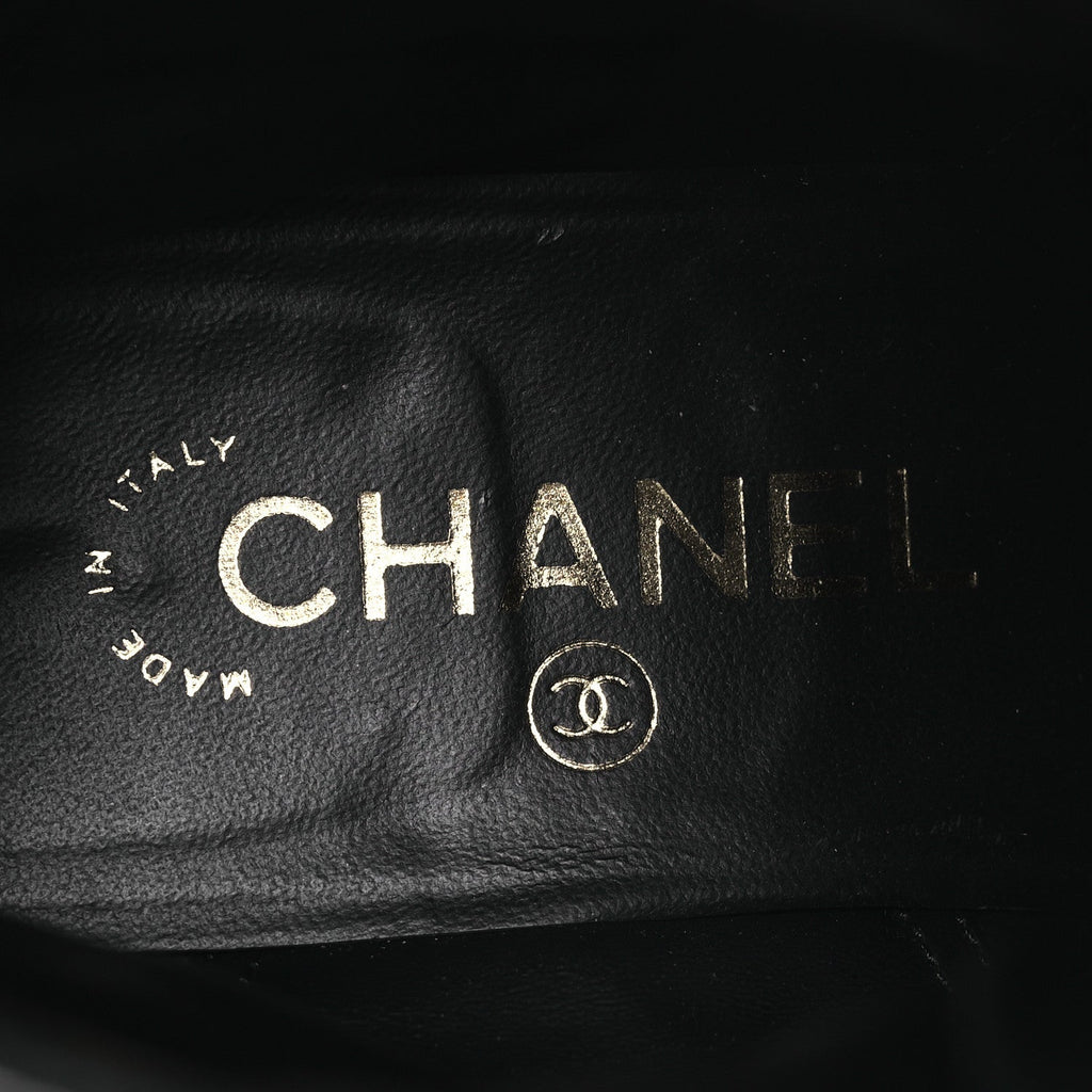 Chanel Shiny Calfskin Quilted Lace Up Combat Boots 37 Black