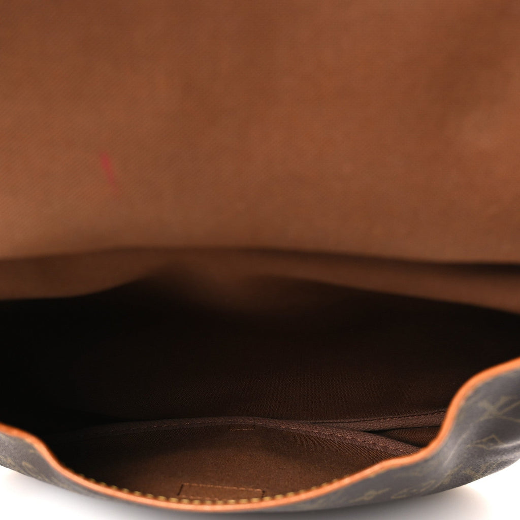 Louis Vuitton Monogram Saumur 30