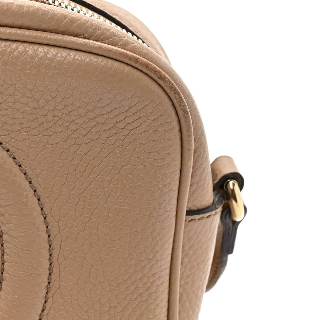Gucci Pebbled Calfskin Small Soho Disco Bag Rose Beige