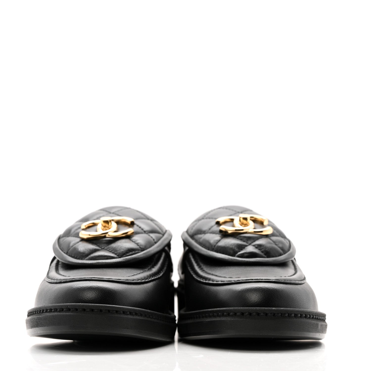 Lambskin Quilted CC Turnlock Loafers 38 Black