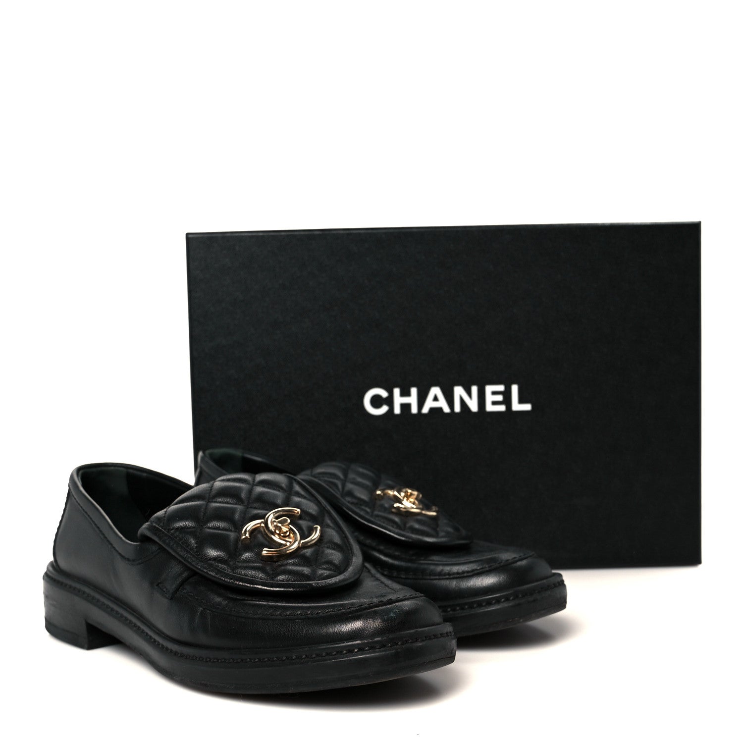 Lambskin Quilted CC Turnlock Loafers 37 Black