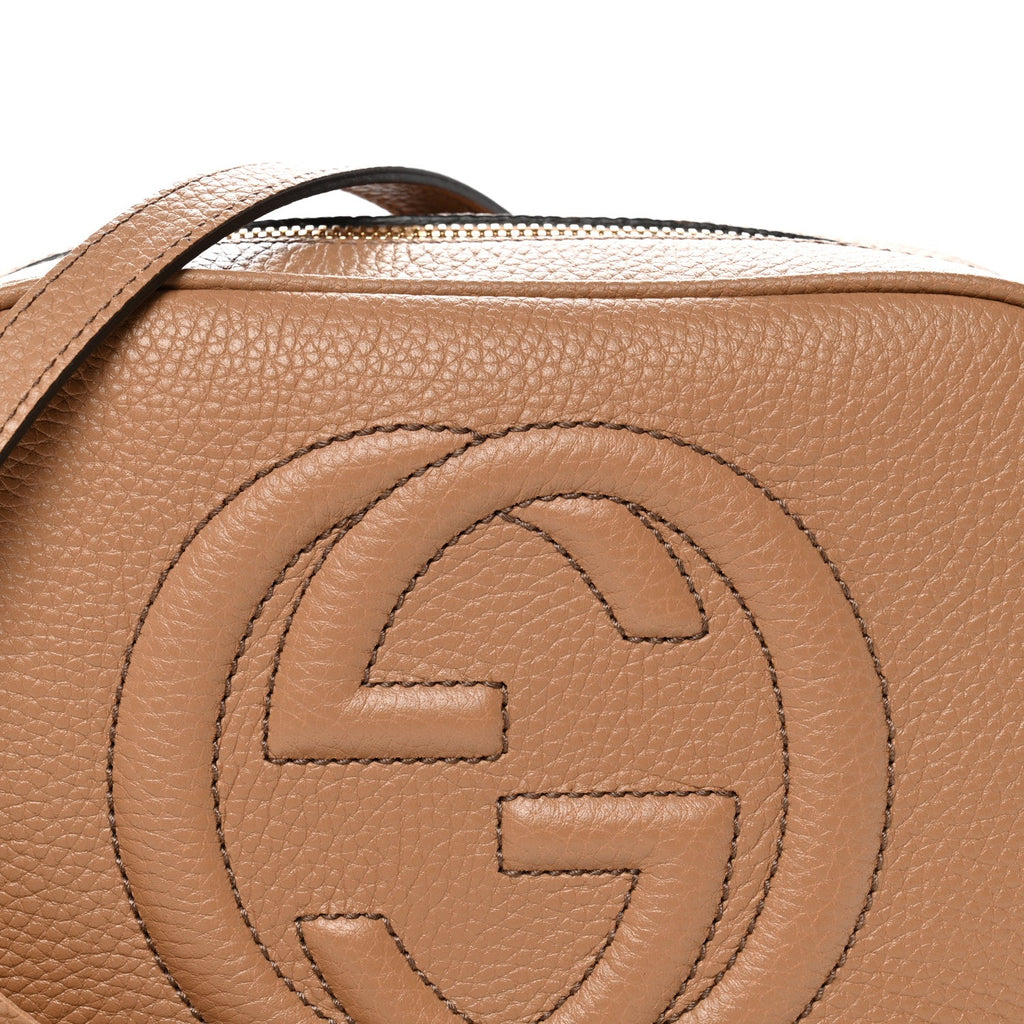 Gucci Pebbled Calfskin Small Soho Disco Bag Camelia