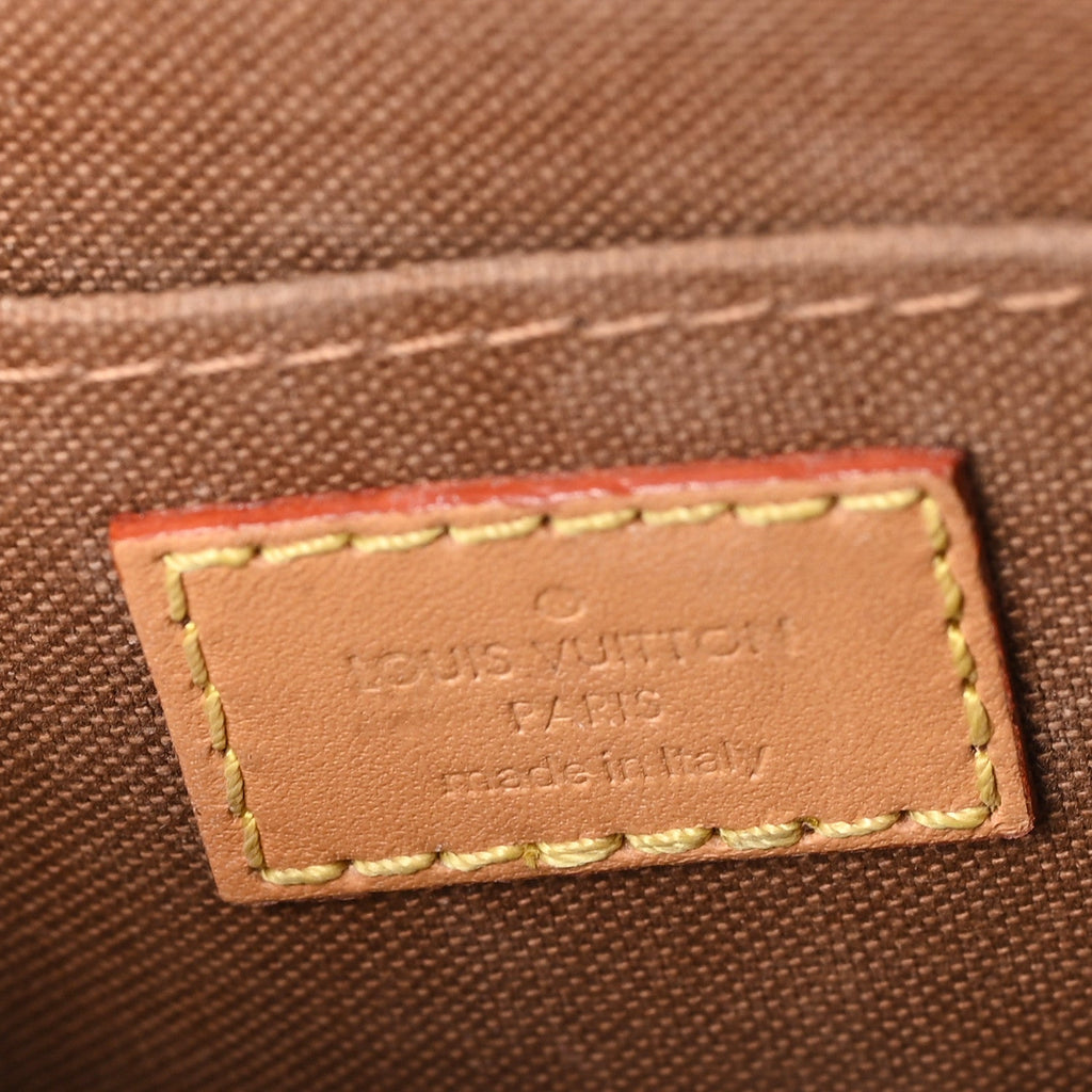 Louis Vuitton Monogram Petit Sac Plat