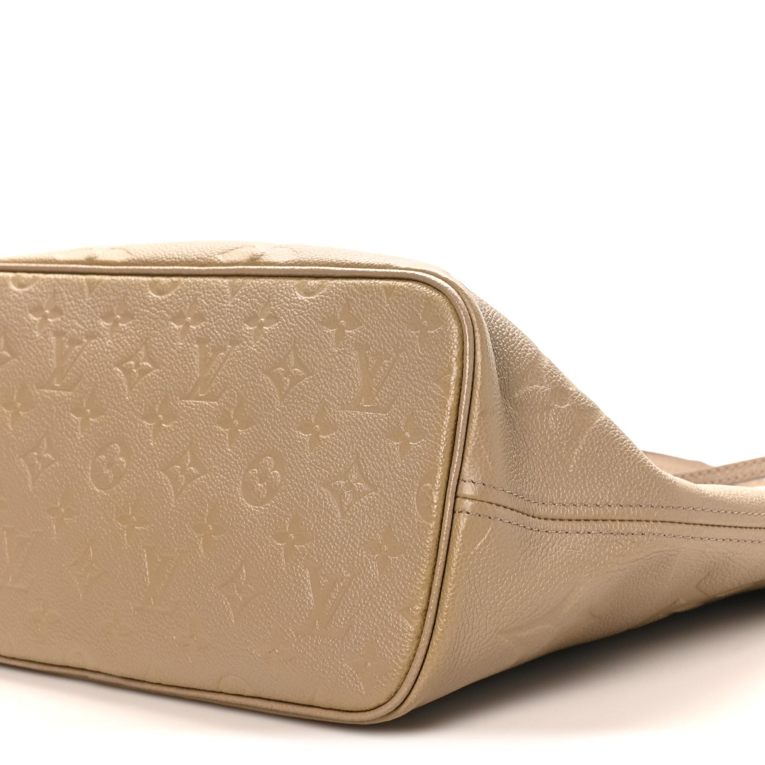 Louis Vuitton Empreinte Monogram Giant Neverfull MM Tourterelle