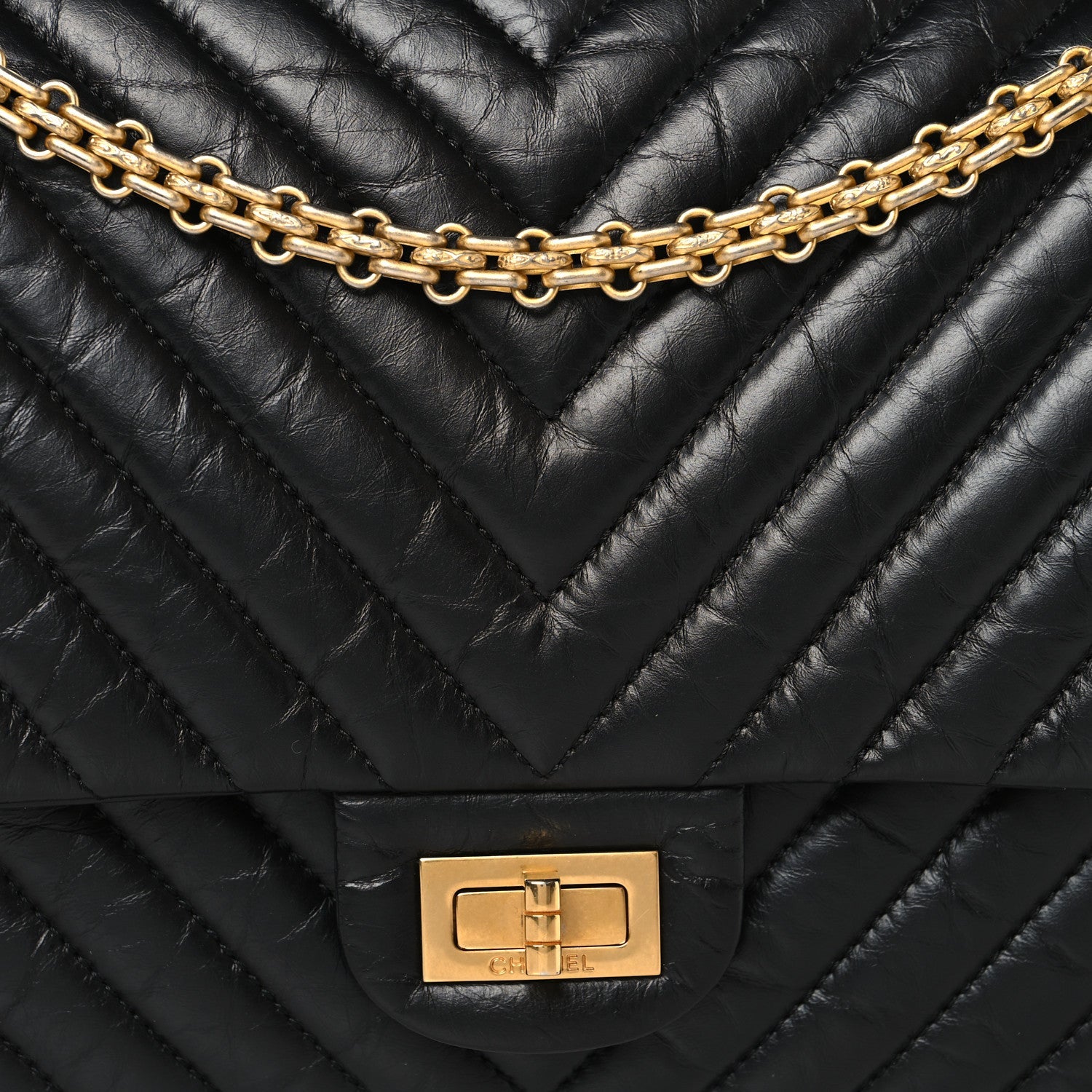 Chanel Aged Calfskin Chevron Quilted 2.55 Reissue 226 Flap  Black