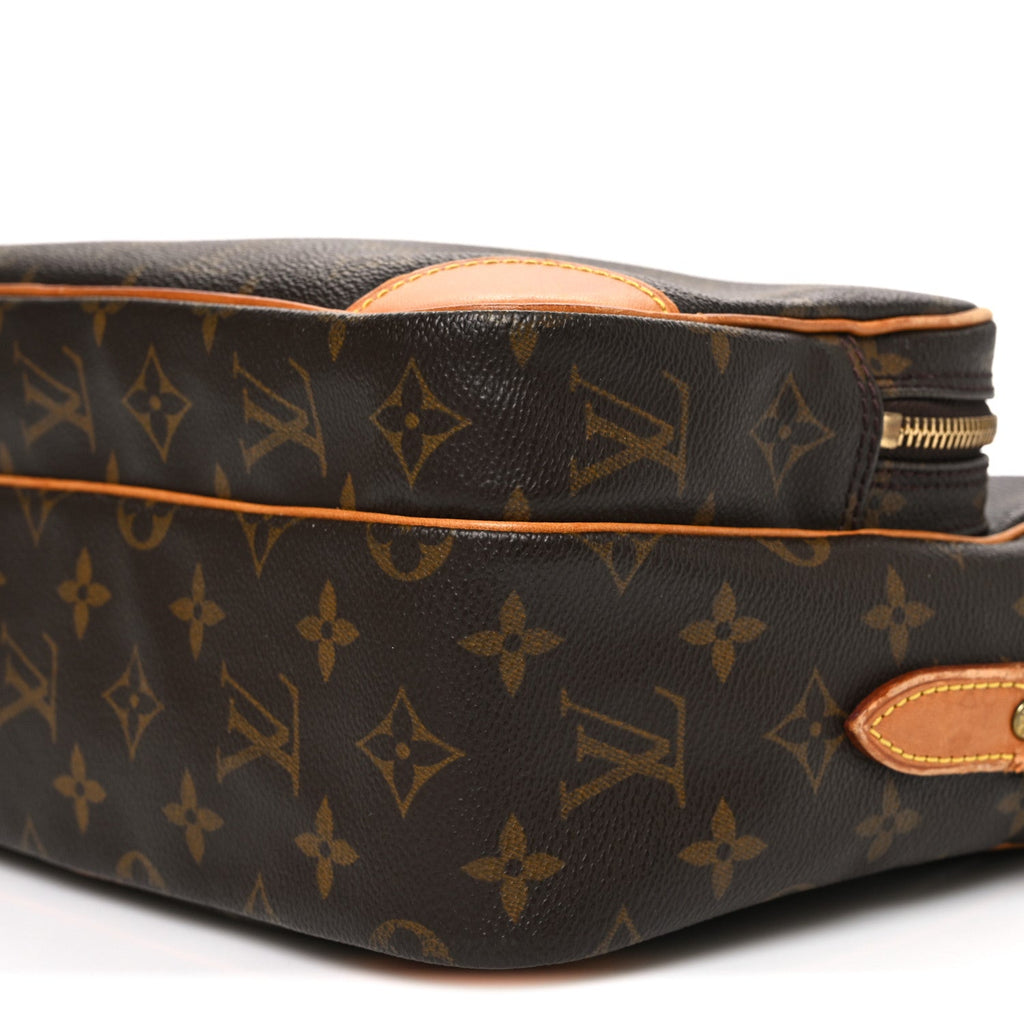 Louis Vuitton Monogram Nil 28