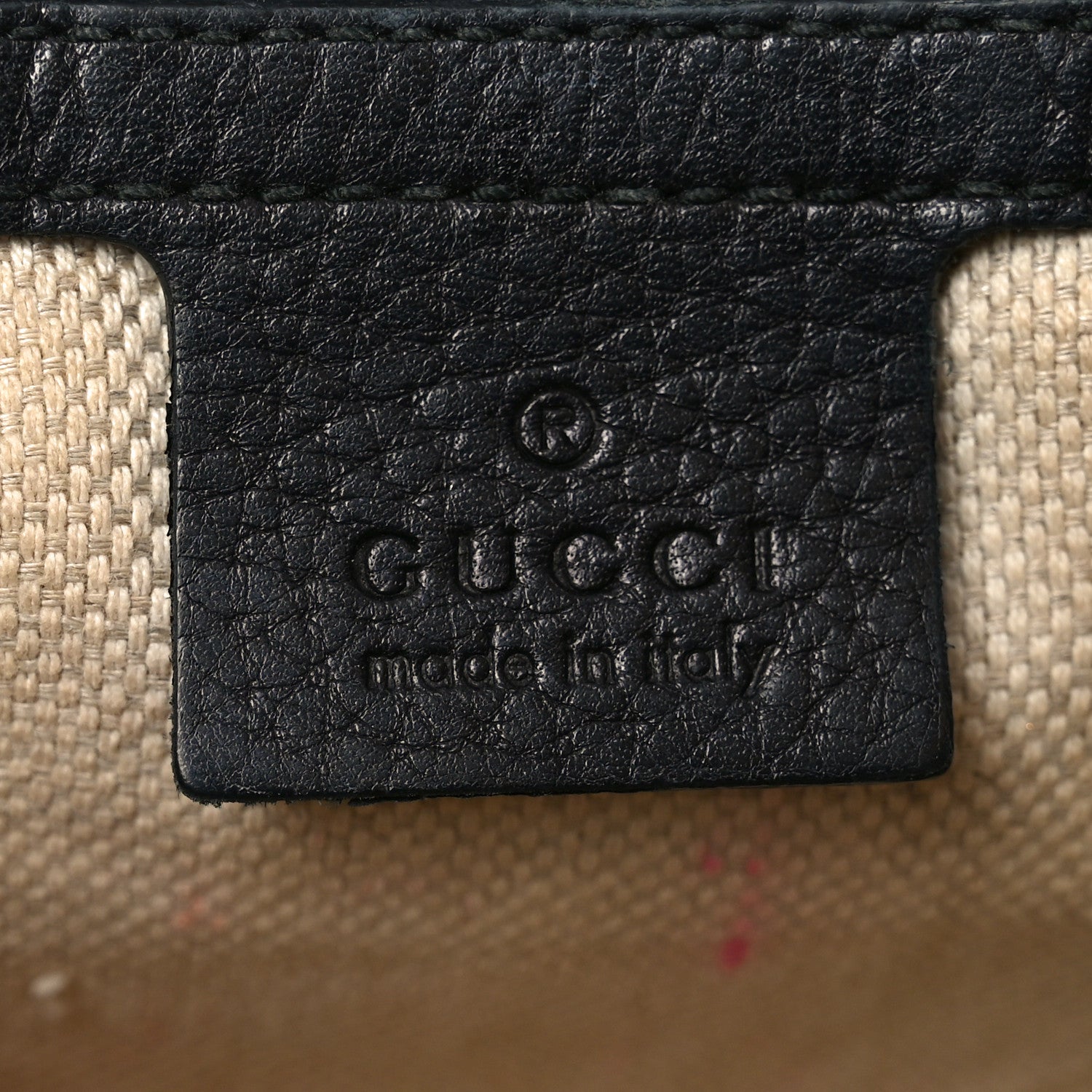 Gucci Pebbled Calfskin Medium Soho Flap Crossbody Black