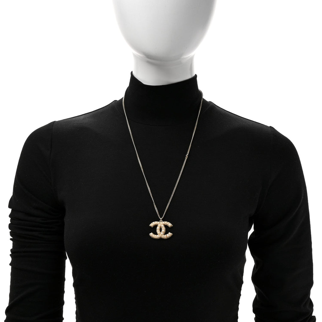 Pearl CC Pendant Necklace Gold