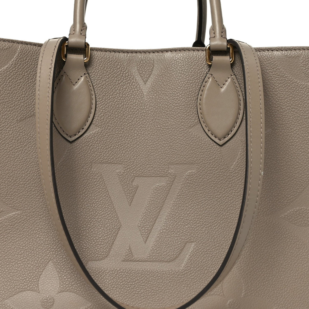 Louis Vuitton Empreinte Monogram Giant Onthego MM Tourterelle