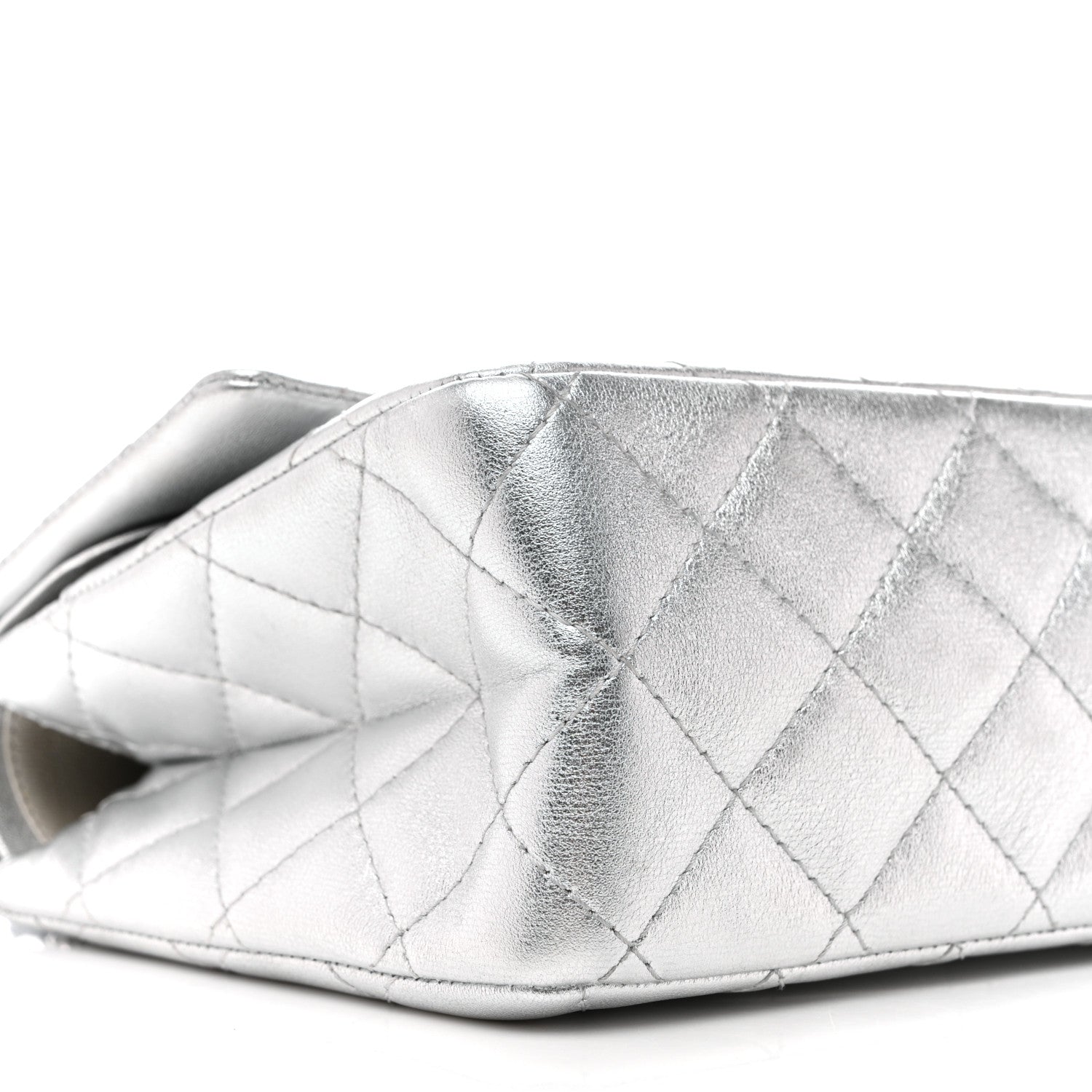 Chanel Metallic Lambskin Quilted 2.55 Reissue 226 Flap Silver