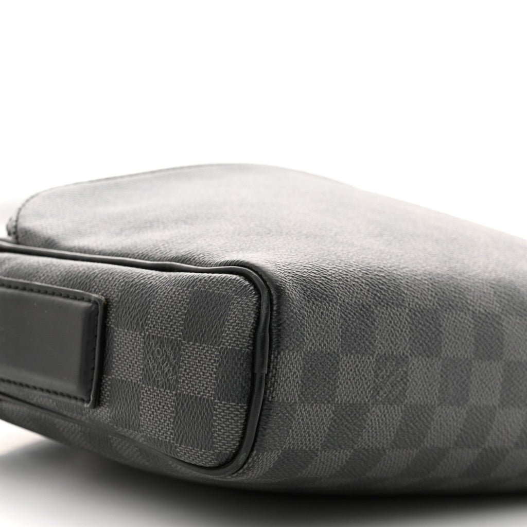 Louis Vuitton Damier Graphite Dayton Reporter PM