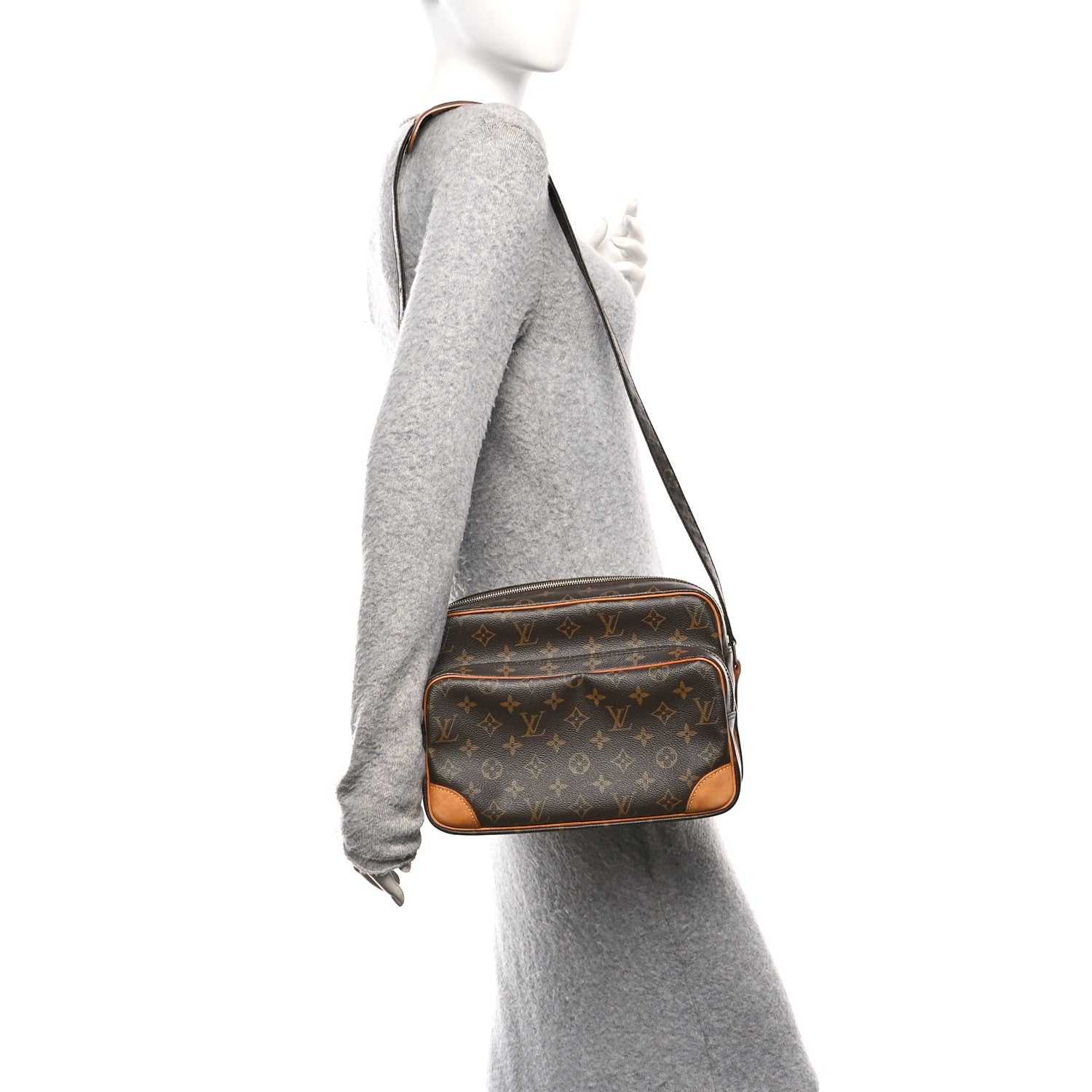 Louis Vuitton Monogram Nil 28