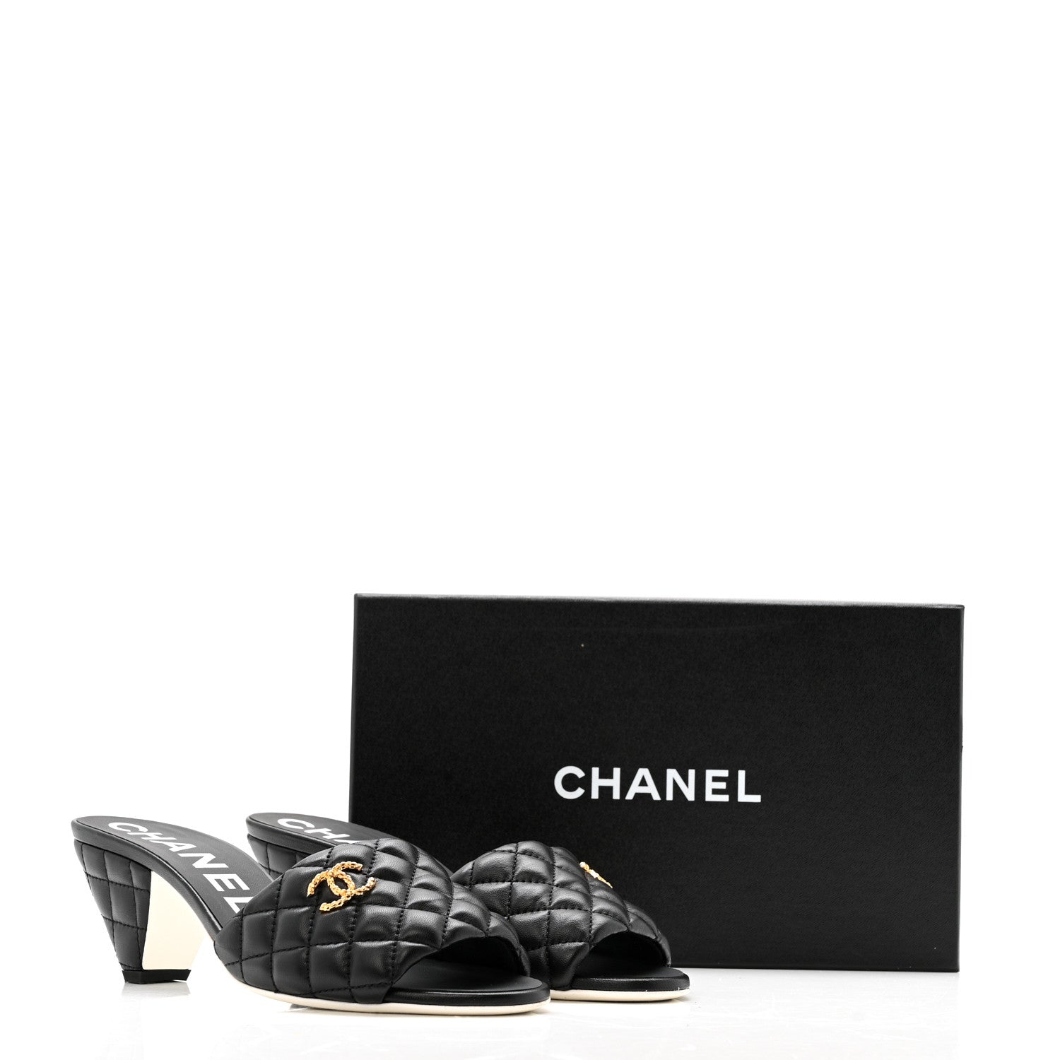 Lambskin Quilted Textured CC Mules 40 Black