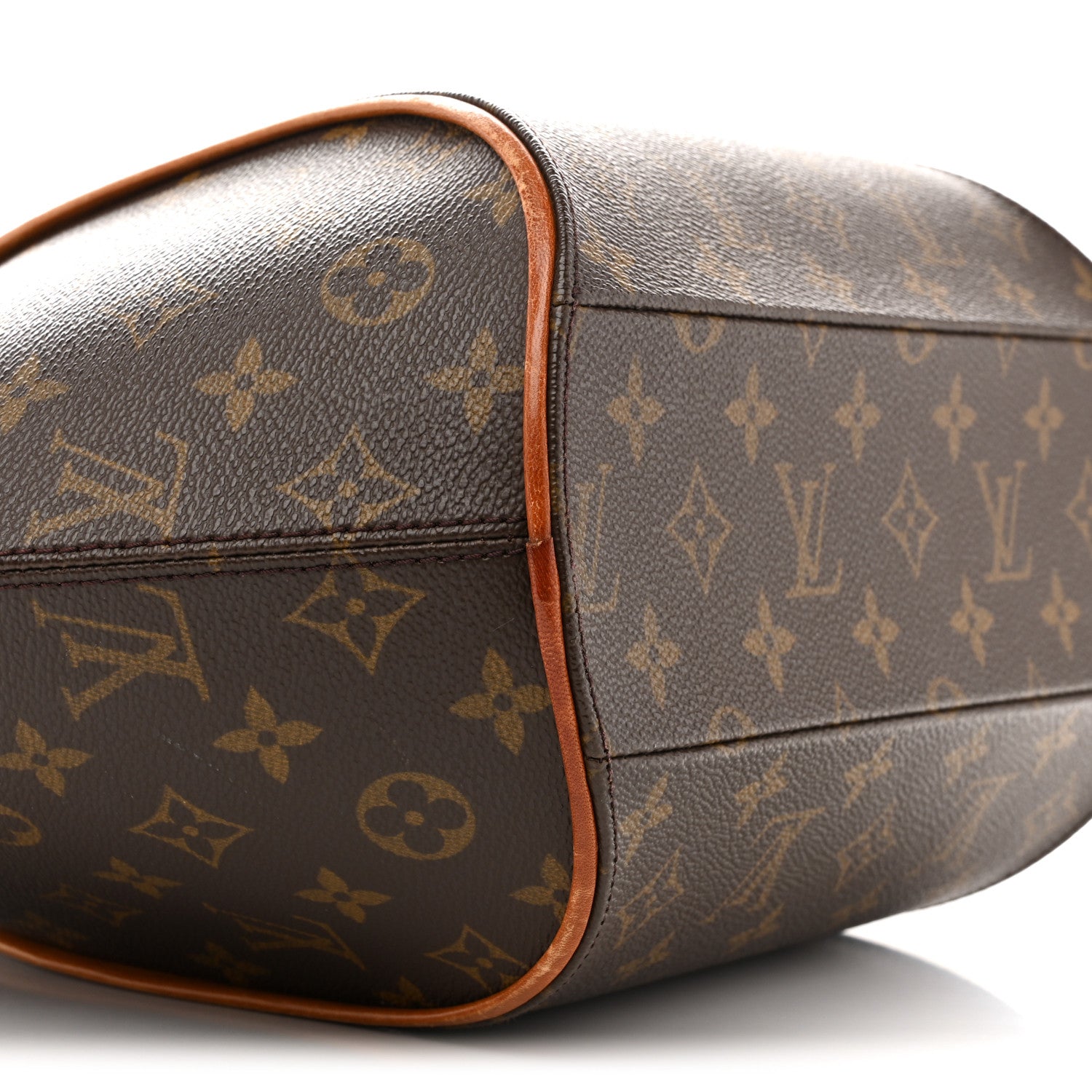 Louis Vuitton Monogram Ellipse MM